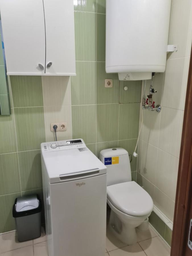 Ziemielu Mols Apartaments/Pirma Linija Pie Juras Liepaja Exterior photo
