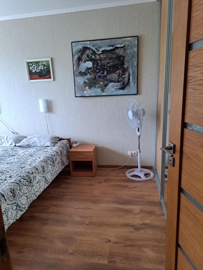 Ziemielu Mols Apartaments/Pirma Linija Pie Juras Liepaja Exterior photo